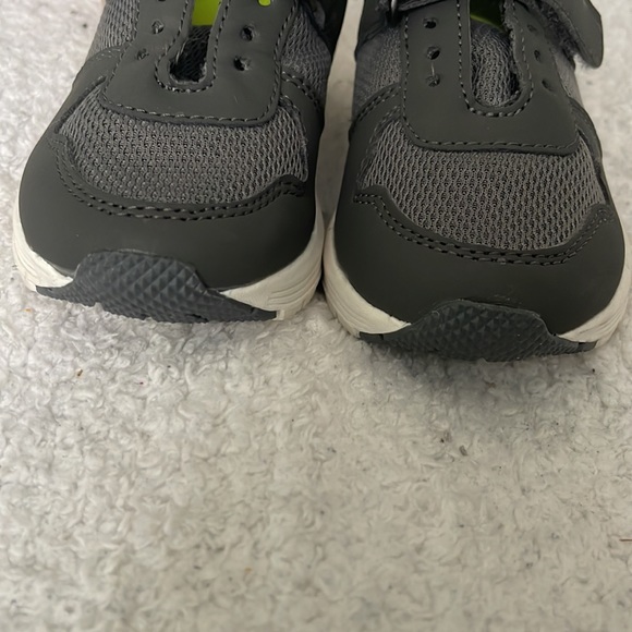 Boys sneakers - Picture 4 of 6